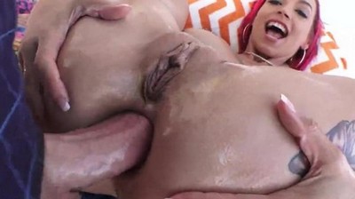 Жене и мужу пришла подруга