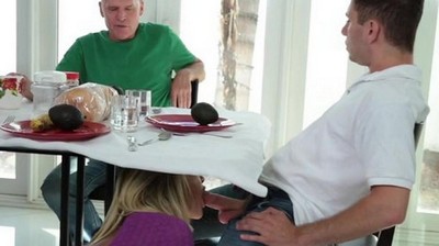 С молоденькими девочками лет